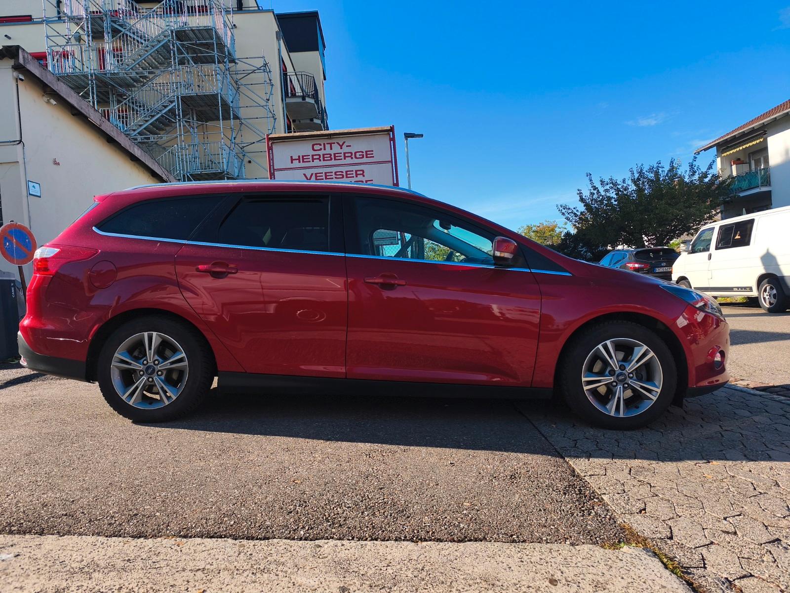 Ford Focus 2013 — photo 6