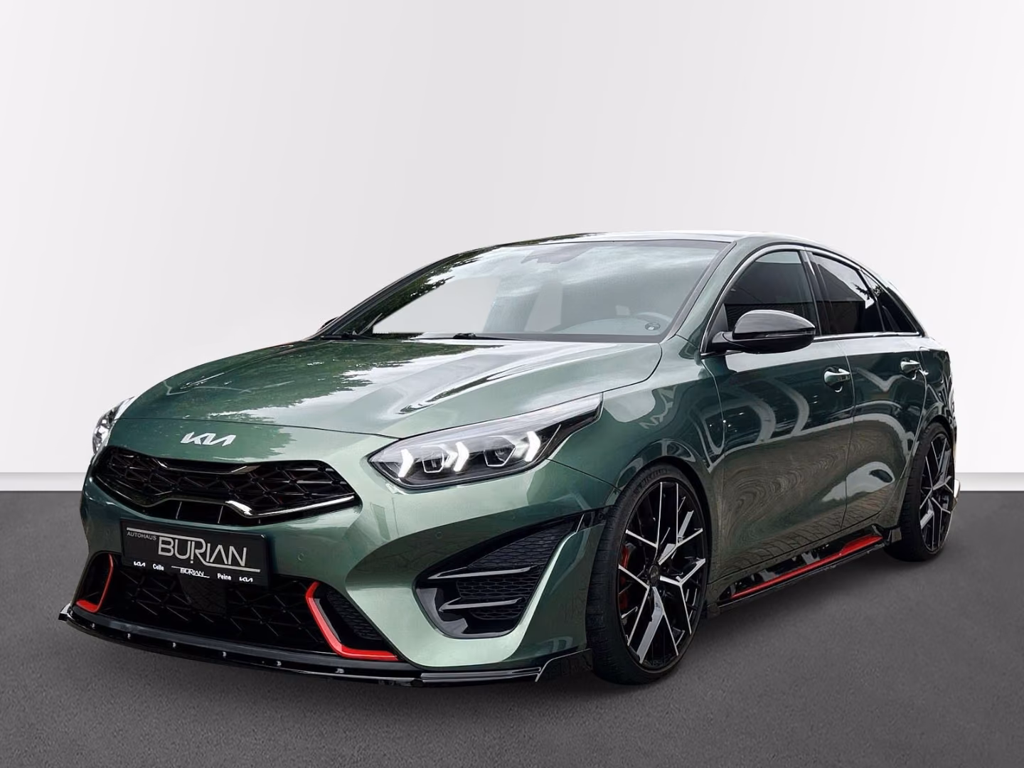 Kia ProCeed 1.6 T-GDI, GT, Bastuck, Sonderumbauten