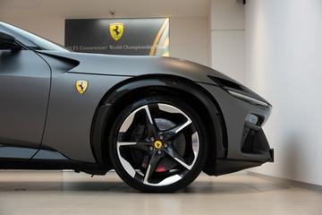 صورة 9 لـ 2023 Ferrari PUROSANGUE