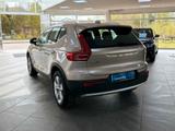 Volvo XC 40 Plus Bright 2WD LED NAVI H&K SHZ RFK - Volvo aus 2023