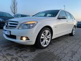 Mercedes-Benz C 200 T CGI  BlueEfficiency - gebrauchte Mercedes-Benz C 200 aus dem Jahr 2010