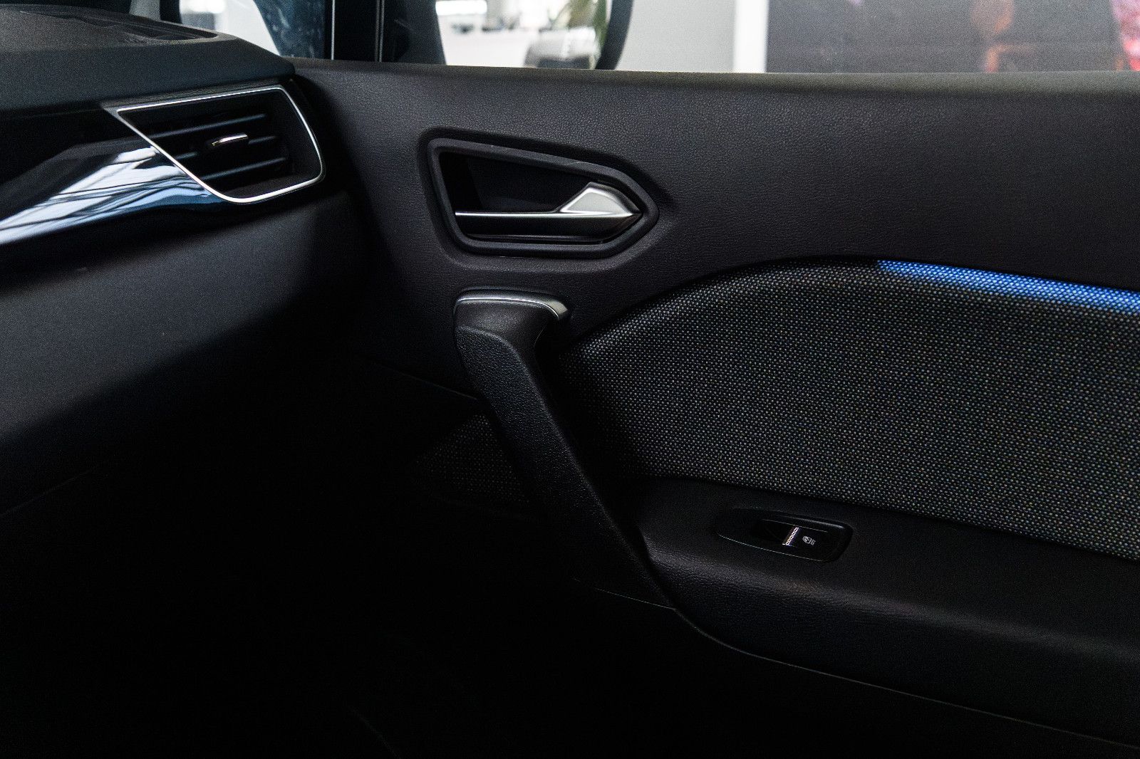 Fahrzeugabbildung Mitsubishi ASX Edition 1.8 HEV Auto. LED 360° Google