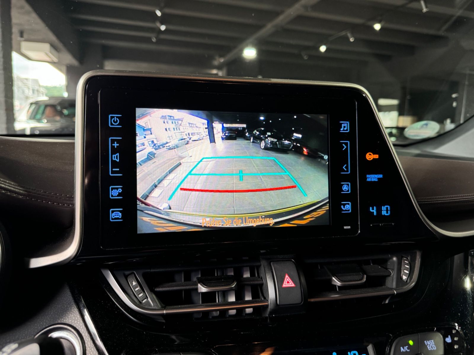 Fahrzeugabbildung Toyota C-HR Lounge 1.2 Turbo/KAMERA/NAVI/KLIMA/