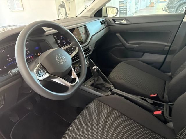 Polo  1.0 MPI LED KLI PDC KAM 3JGAR
