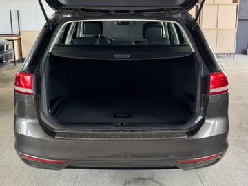 Volkswagen Passat Variant - 7