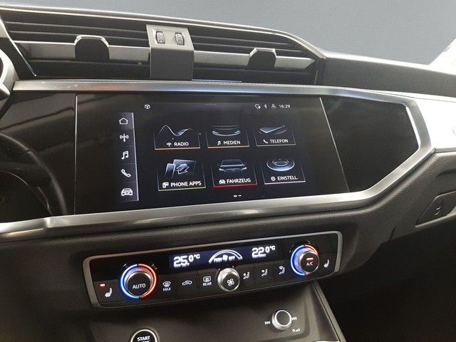 Fahrzeugabbildung Audi Q3 35TFSI S-tronic Kamera elekHeck SitzHz 17"