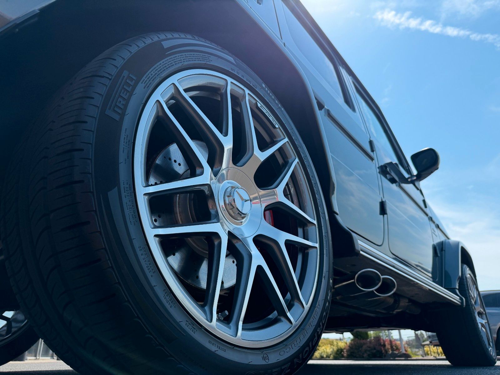 Fahrzeugabbildung Mercedes-Benz G 63 AMG Manufaktur+Drivers+TV+StdH+BURM3D+VOLL