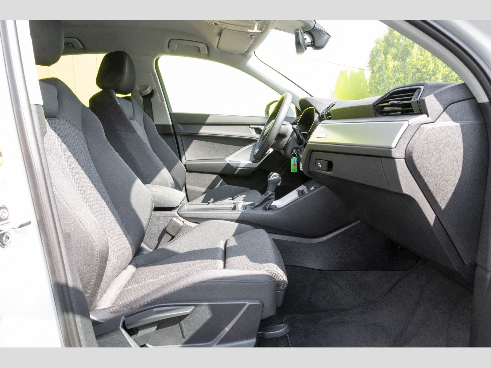 Audi Q3 Sportback 35 TFSI S line AHK LED Navi Plus Si foto 7