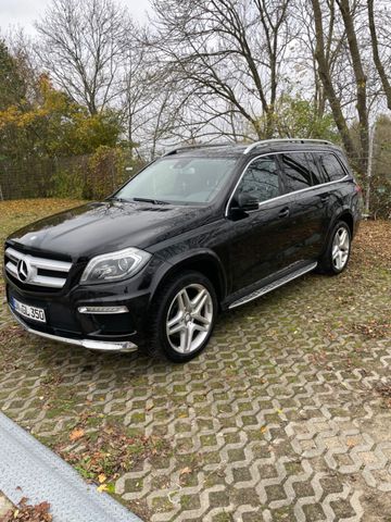 Mercedes-Benz GL 350 BlueTEC 4MATIC  AMG 7-Sitzer