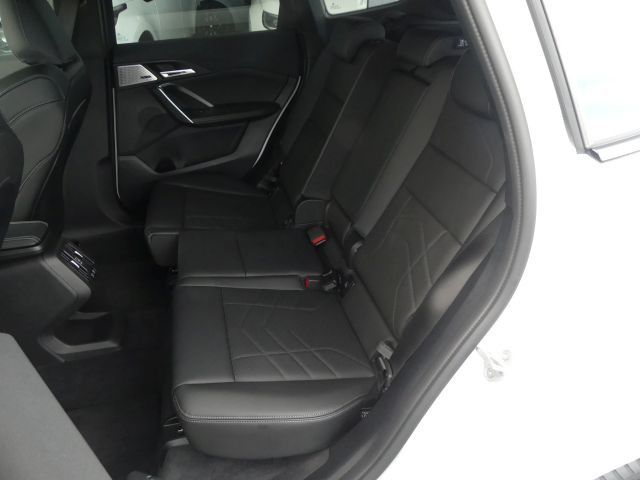 BMW X1 sDrive20iM Sport Pano°AHK°elSitz HarmKardon foto 9