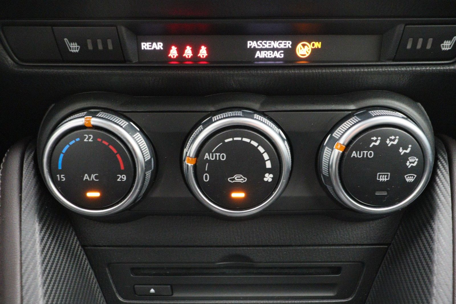Fahrzeugabbildung Mazda 2 Skyactive-G 1.5 Kizoku Intense NAVI LED