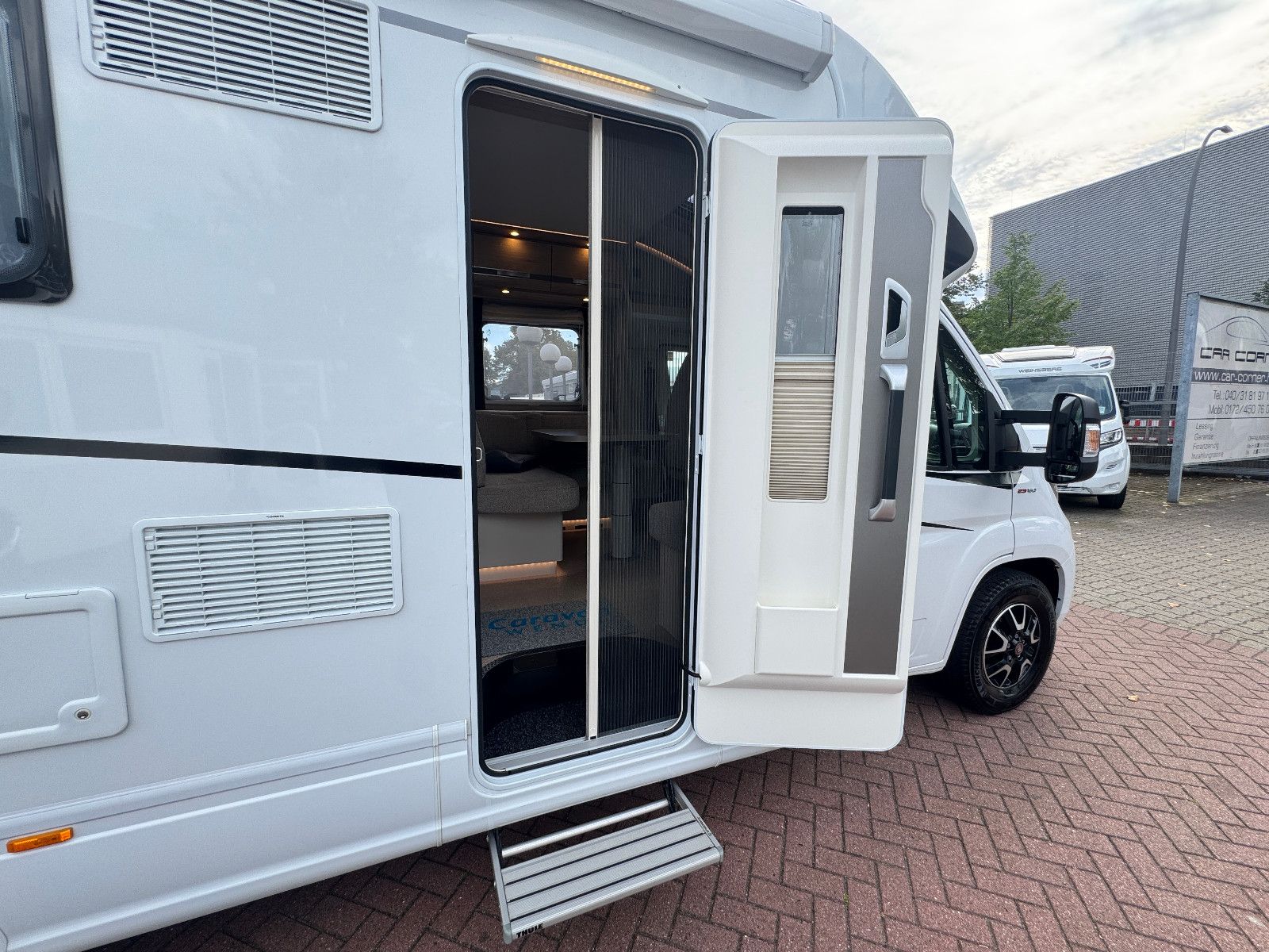 Fahrzeugabbildung Dethleffs PULSE CLASSIC SoMo T 7051 DBM / EB SOLAR 1.HAND