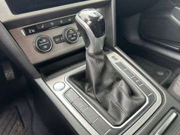 Bild 16 VW Passat Variant *LED*NANI*SitzHZ*