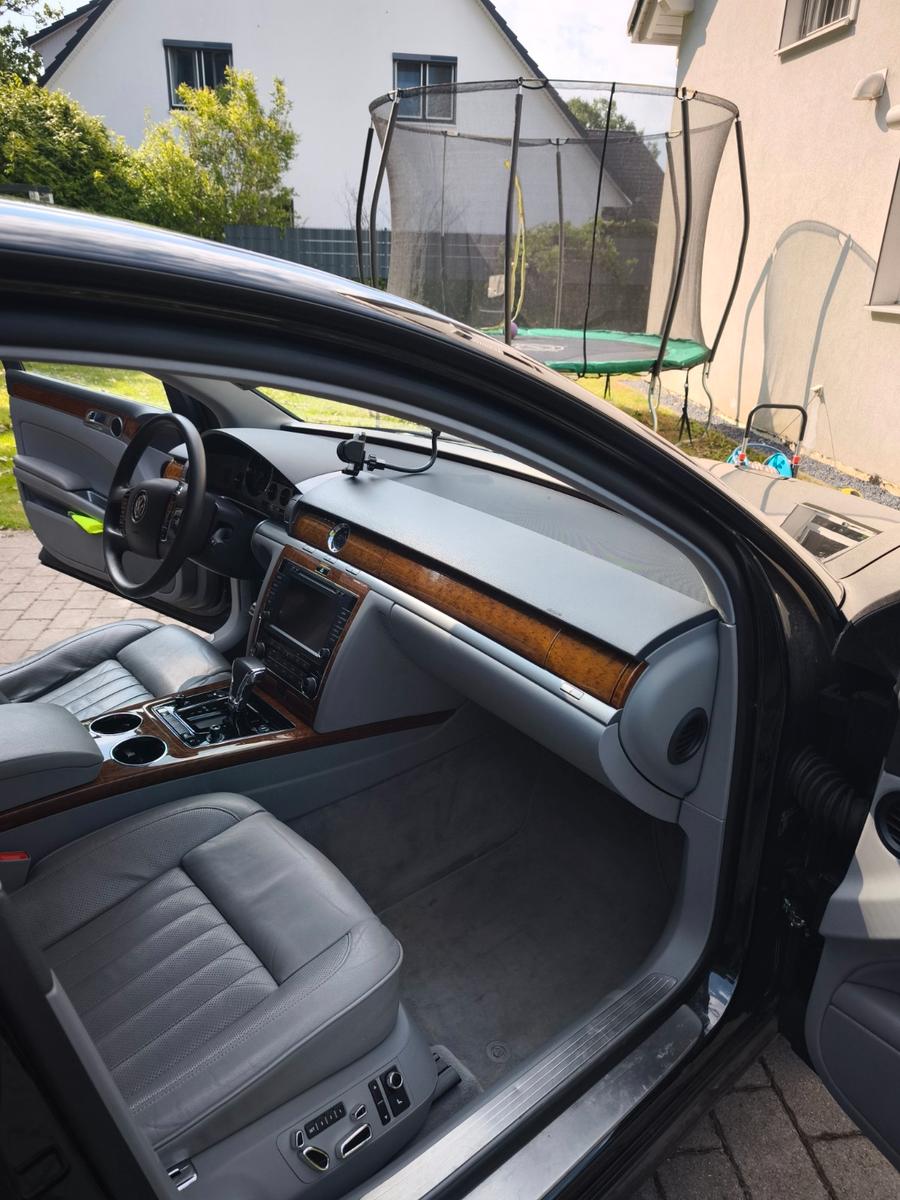 Volkswagen Phaeton 3.0 V6 TDI lang 4MOT. Tiptronic 5-Si...