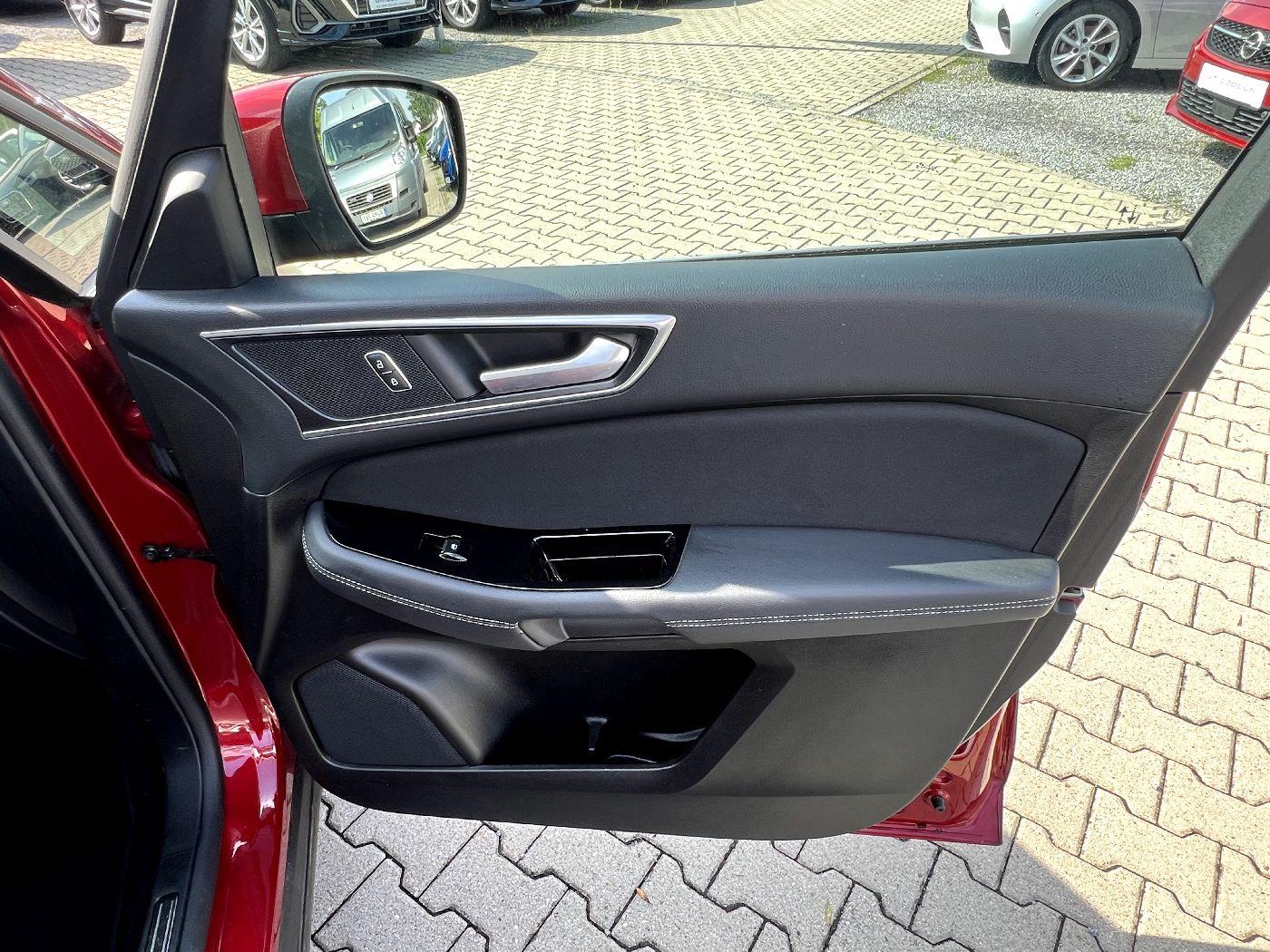 Ford Galaxy 2.0 EcoBlue AWD Titanium LED Nav AHK Pano