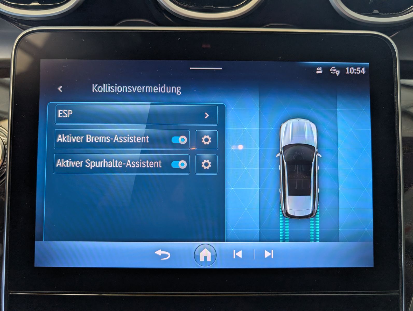 Fahrzeugabbildung Mercedes-Benz C 220 d T 4M Avantgard Night LED Pano Kamera AHK