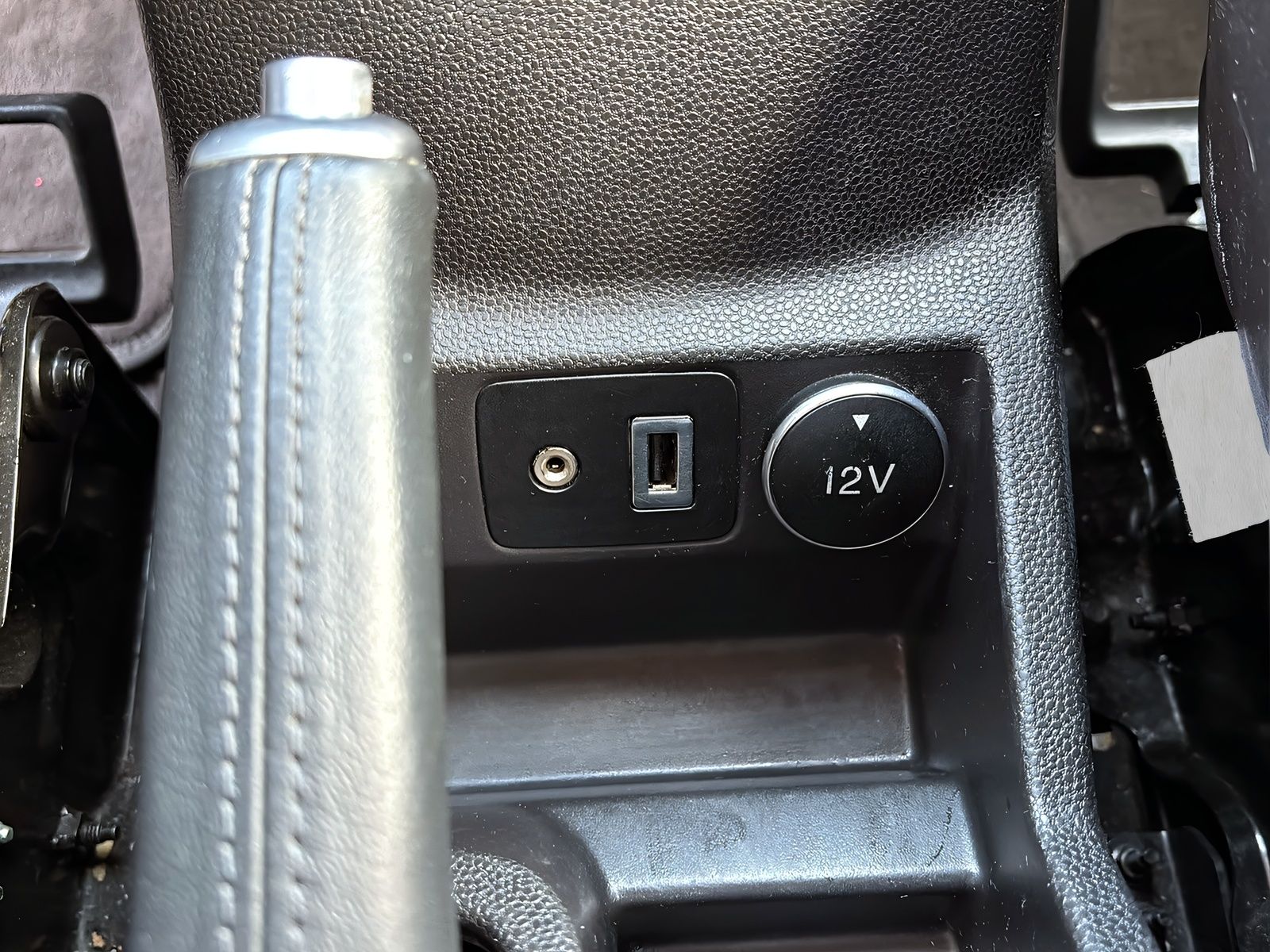 Fahrzeugabbildung Ford EcoSport 1.0 Titanium KLIMAAUT. WINTER PAKET PDC