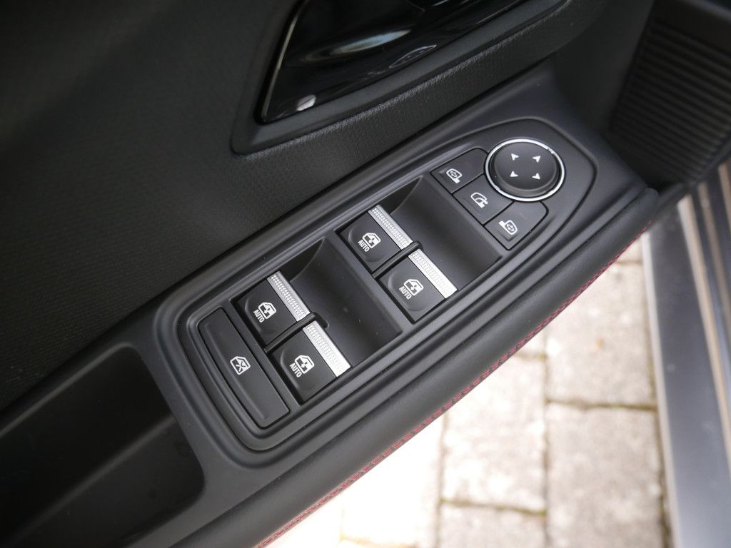 Fahrzeugabbildung Renault Clio Techno TCe 115