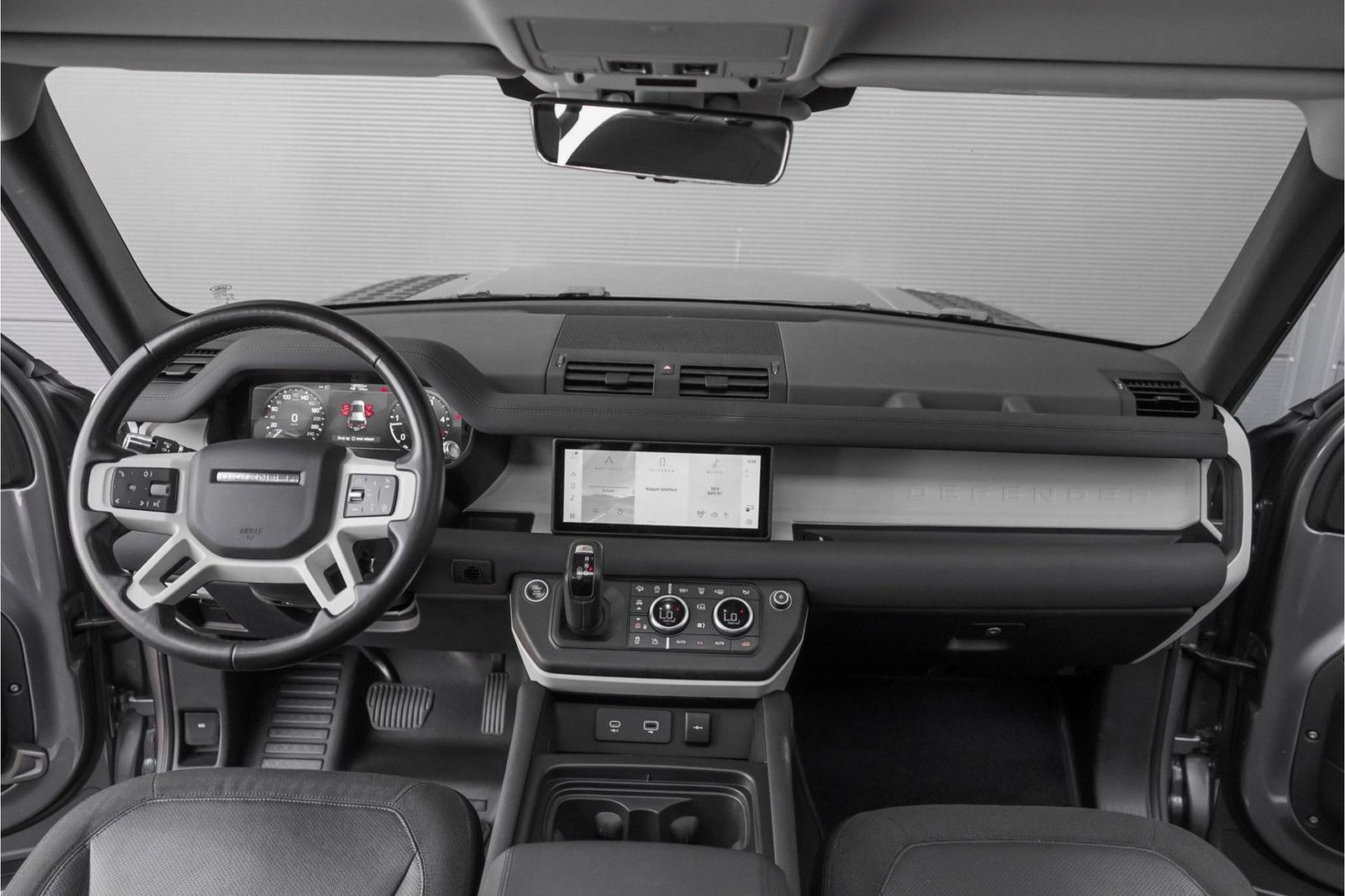 Land Rover Defender 110 2.0 D240 110 HSE 7-Pers Pano Trekha imagem 2