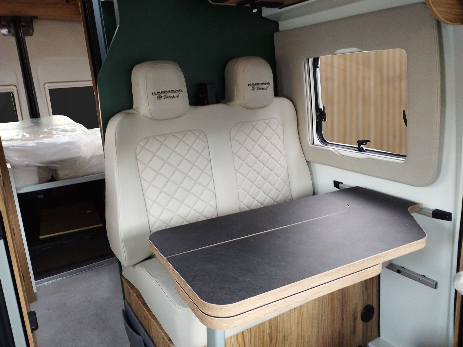 Fahrzeugabbildung Karmann Dexter 4x4 DE 560 AW Allrad 4x4, Rückfahrkamera