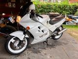Honda VFR 750F RC24 * TÜV neu *H Kennzeichen - HONDA VF750F