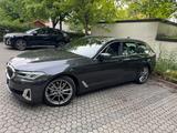 BMW 520d xDrive Touring A -