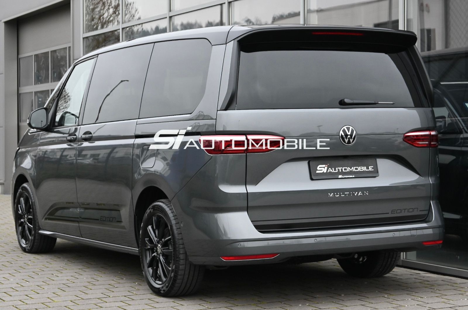 Fahrzeugabbildung Volkswagen T7 Multivan 2.0 TSI DSG Lang Edition °360°STHZ°