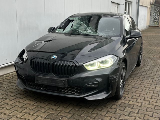 BMW 120 Baureihe120d xDrive M Paket Panorama/Digital