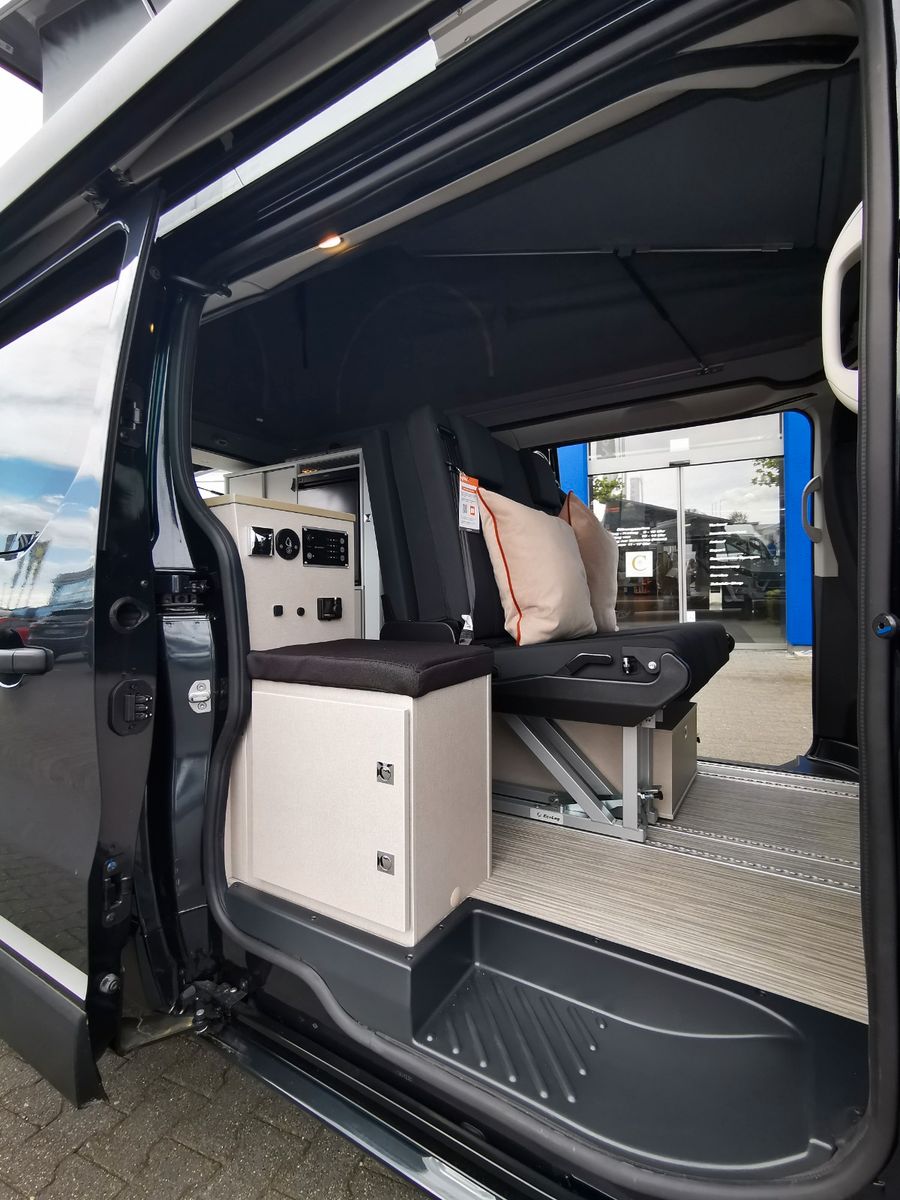 Fahrzeugabbildung Bürstner Playa C 530 Limited SIE SPAREN  32.579 € !!!