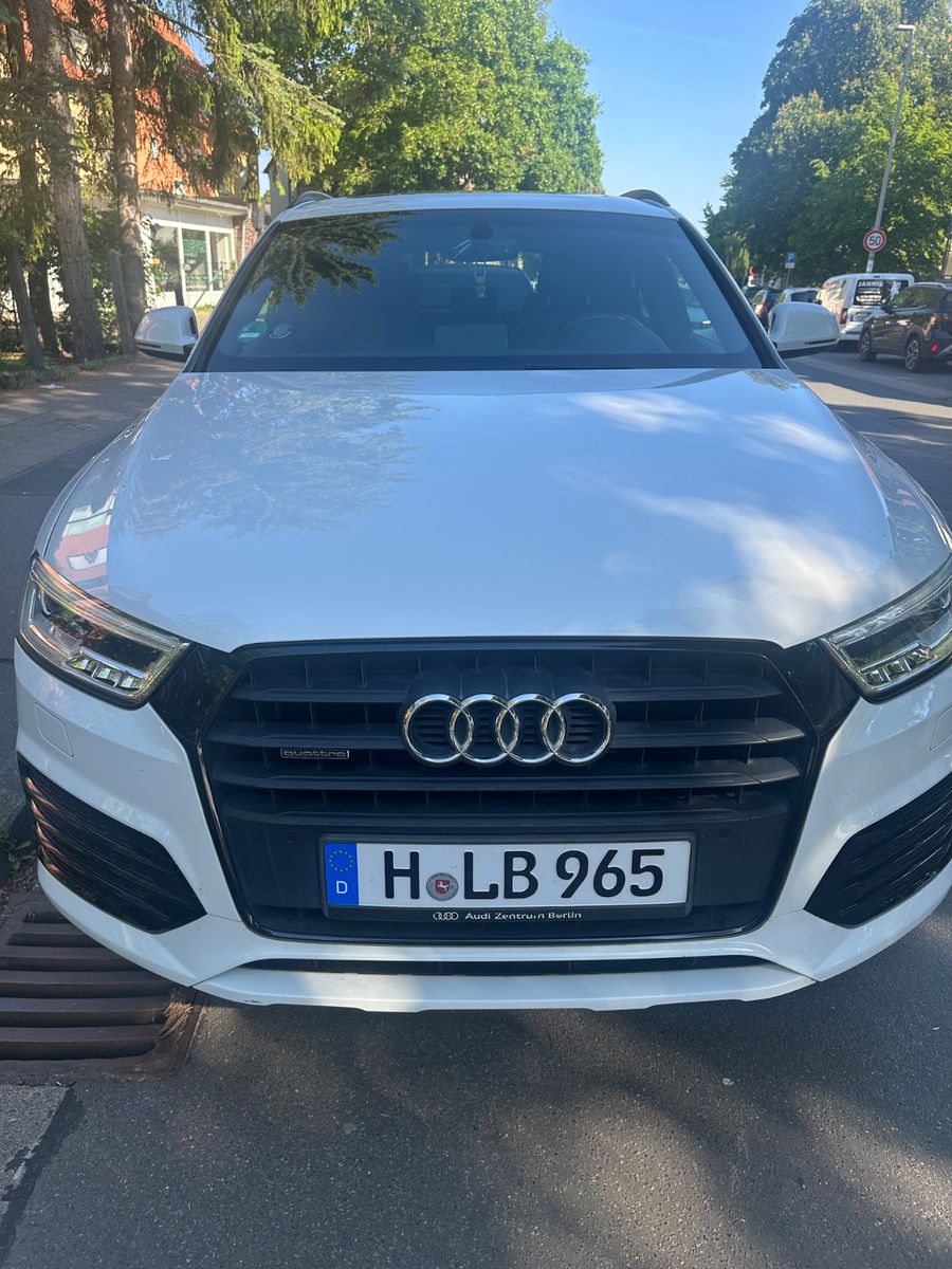 AUDI Q3 sport 2.0TDI quattro S-line *Pano*20*LED*Bose