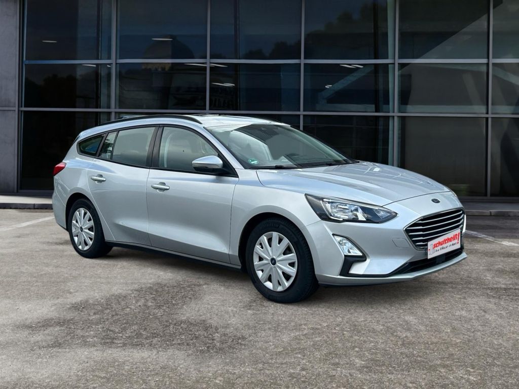 Fahrzeugabbildung Ford Focus Turnier 1.0 EcoBoost Start-Stopp-System TR
