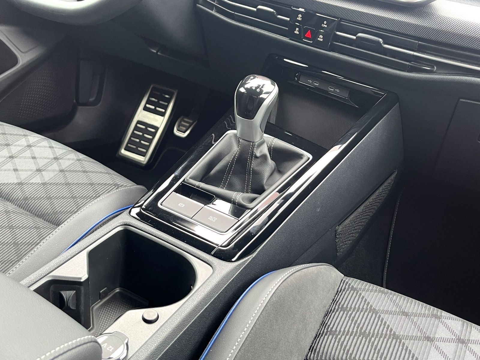 Volkswagen Golf - Bild 7