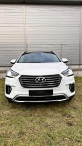 Hyundai Grand Santa Fe Premium 4WD 2.2 Crdi 7 Sitzer - Hyundai mit Diesel-Antrieb: 7