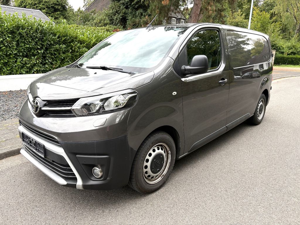 Image of Toyota Proace (Verso)