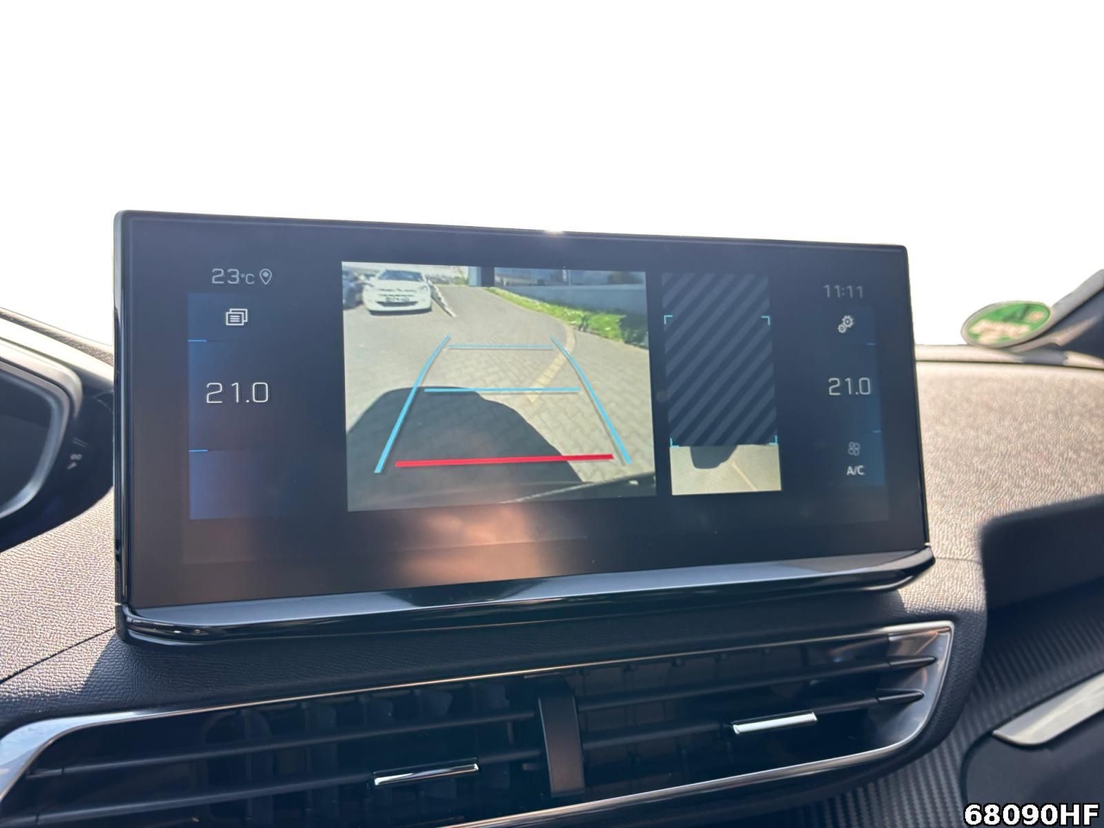 Fahrzeugabbildung Peugeot 5008 Active +7SITZER+STARTSTOPP+BLUETOOTH+LED+