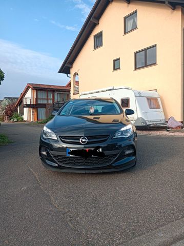 Opel Astra J Sportstourer 1.6 Exklusiv ECO...