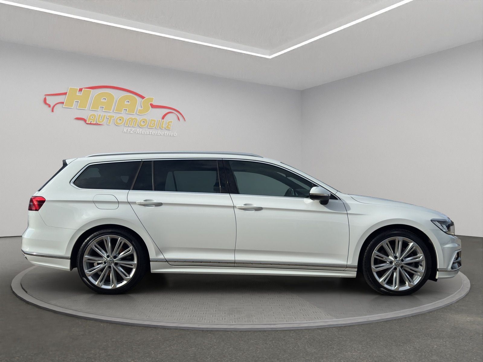 Volkswagen Passat Variant Highline 4Motion R-Line Leder foto 4