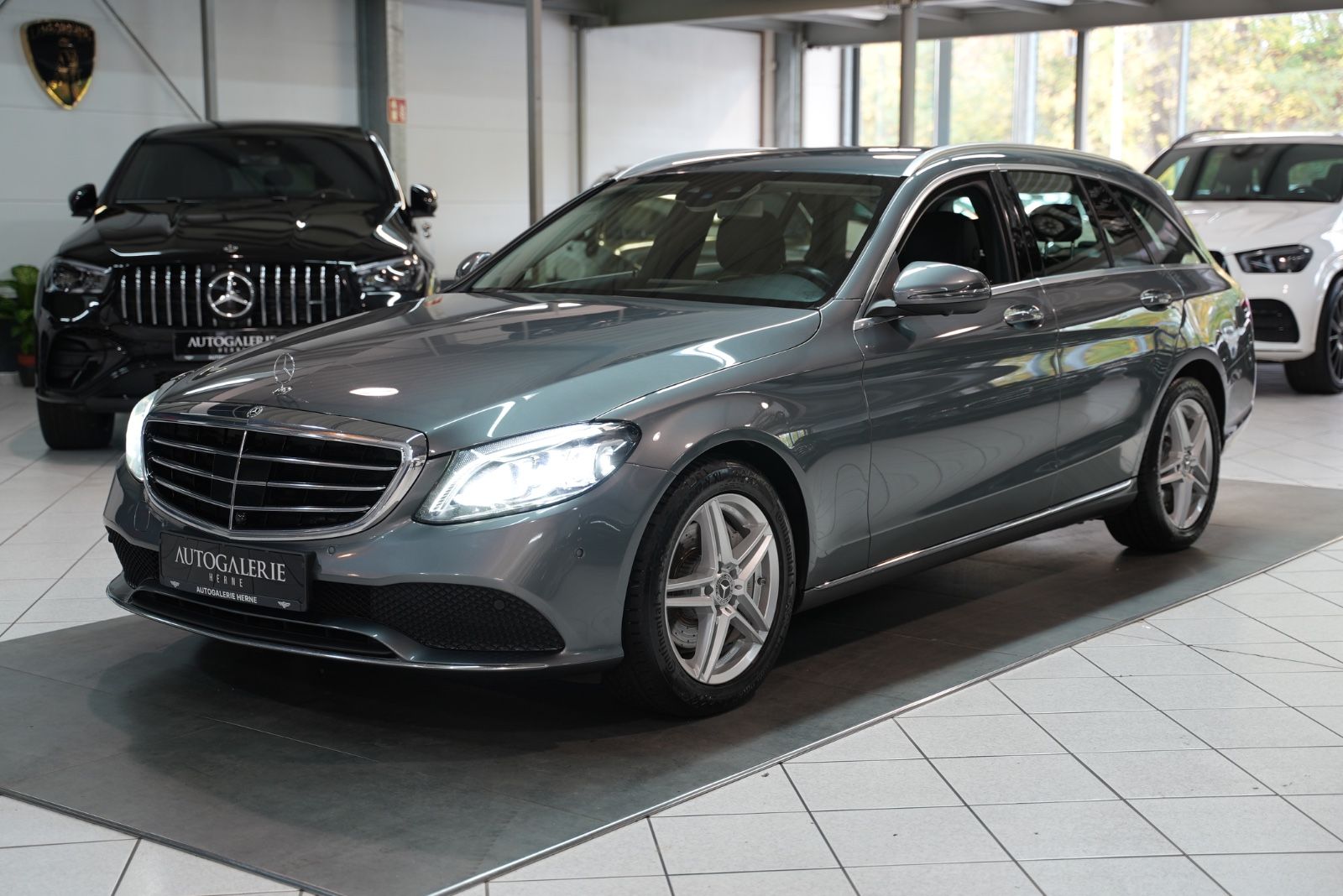 MERCEDES-BENZ C 220 T d Exclusive*LED*DISTR*360*AHK*WIDESCREEN