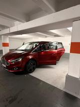 Ford S-Max 2,0 TDCi 132kW Titanium 7-Sitzer - Ford S-Max Gebrauchtwagen in München