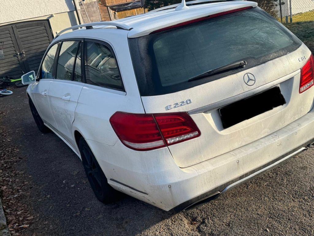 Mercedes-Benz E 220 T CDI 7G-TRONIC Avantgarde