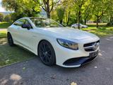 Mercedes-Benz S 63 AMG Coupé weiß mattt abWerk 4MATIC 585 PS - Mercedes-Benz S 63 AMG: Coupe