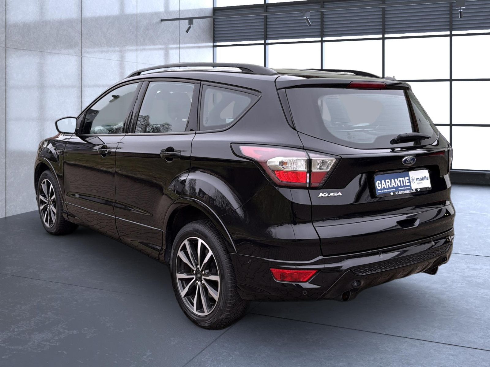 Fahrzeugabbildung Ford Kuga ST-Line/ ATM bei 52.000km / unfallfrei