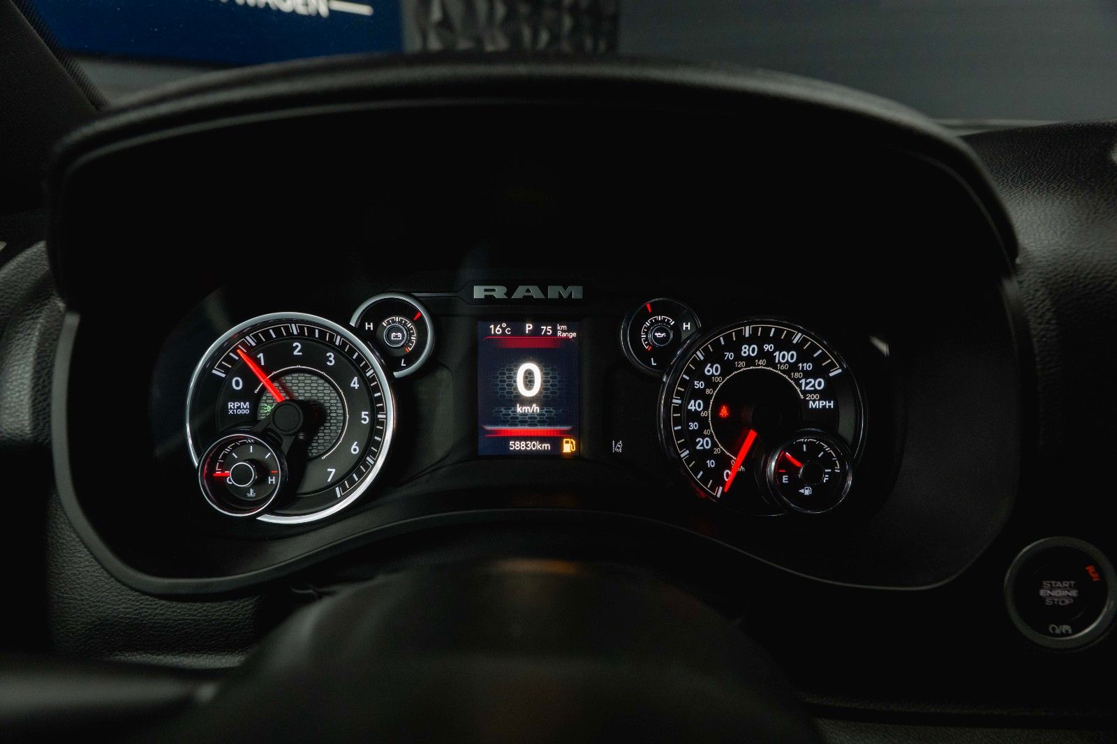 Fahrzeugabbildung Dodge RAM 5.7 V8 HEMI 4x4 OFFROAD LONGBED Limited 19%