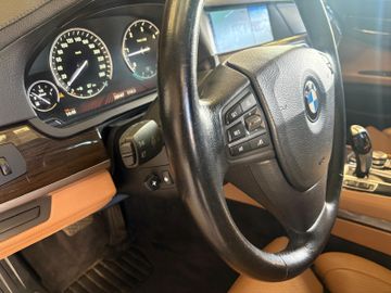 BMW 740 - 12