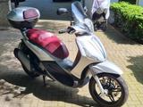 Piaggio Beverly 350 ABS Sport Touring - Angebote entsprechen deinen Suchkriterien