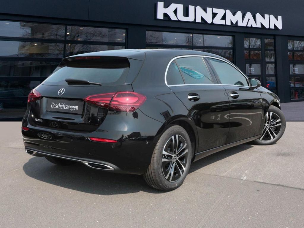 Mercedes-Benz A 200 — fotografia 3