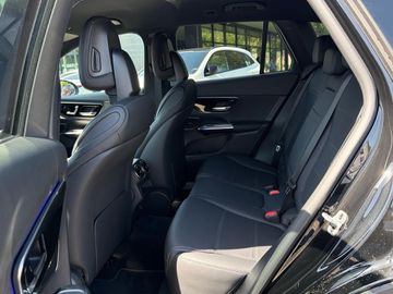 Mercedes GLC 220 - 12