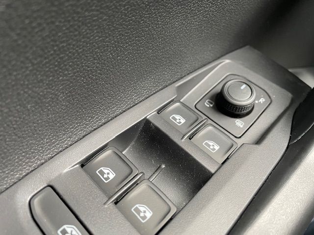 T-Cross 1.0 TSI Life IQ-Drive LED ACC Apple CarP