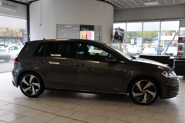 Fahrzeugabbildung Volkswagen Golf VII Lim. GTI BMT/Start-Stopp|LED|ACC|NAVI|