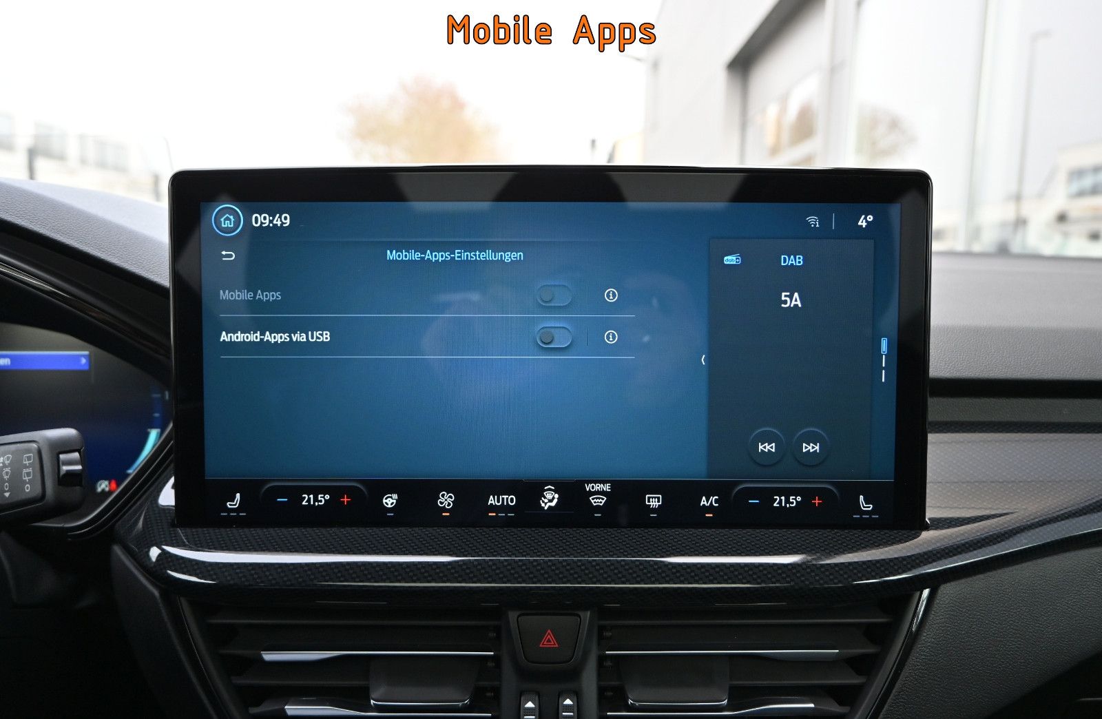 Fahrzeugabbildung Ford Focus 1.5D ST-Line X °ACC°B&O°HUD°PANO°STANDHEIZ